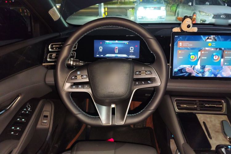 Used BYD Qin L 2024 DM-i 80KM Beyond Model Steering Wheel
