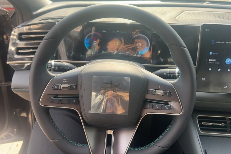 Used BYD Qin L 2024 DM-i 120KM Leading Model Steering Wheel