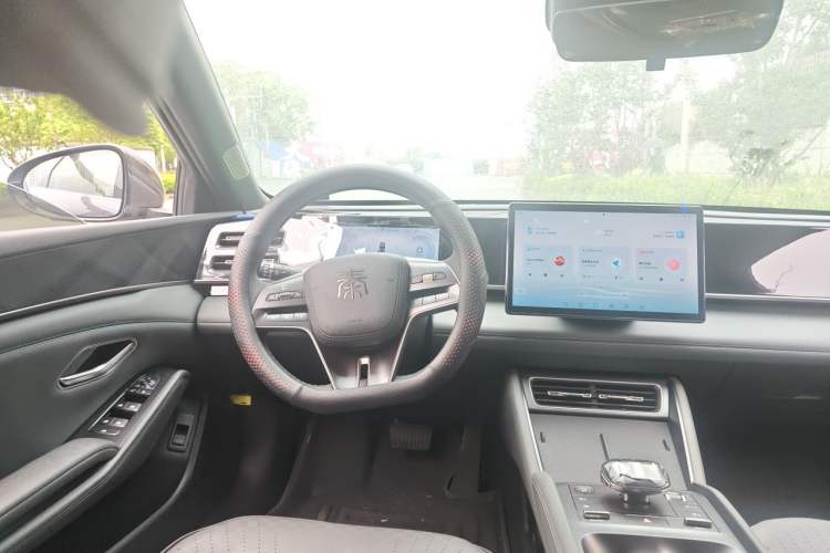 Used BYD Qin L 2024 DM-i 80KM Beyond Model Steering Wheel