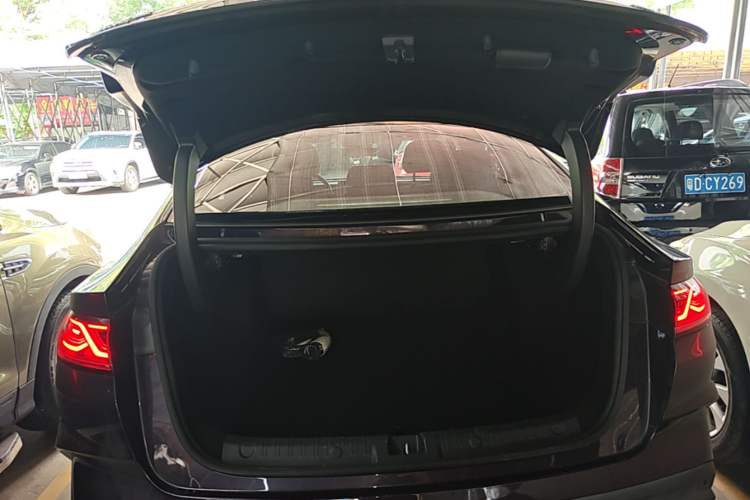 Used BYD Qin L 2024 DM-i 80KM Beyond Model Trunk