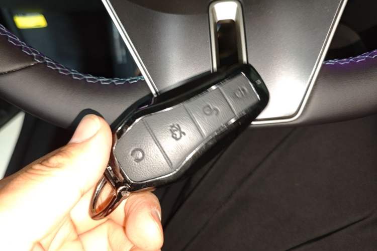 Used BYD Qin L 2024 DM-i 120KM Beyond Model Vehicle Key