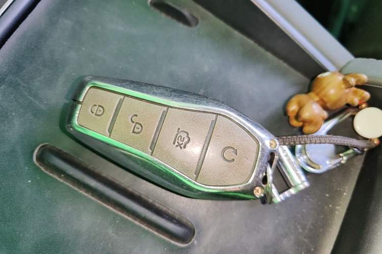Used BYD Qin L 2024 DM-i 120KM Leading Model Vehicle Key