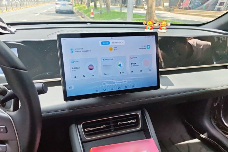 Used BYD Qin L 2024 DM-i 80KM Beyond Model Audio And AC Panel