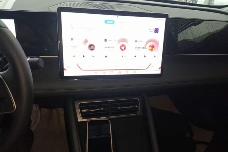 Used BYD Qin L 2024 DM-i 120KM Leading Model Audio And AC Panel