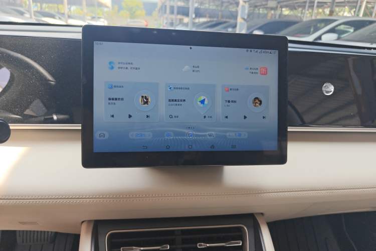 Used BYD Qin L 2024 DM-i 80KM Leading Model Audio And AC Panel