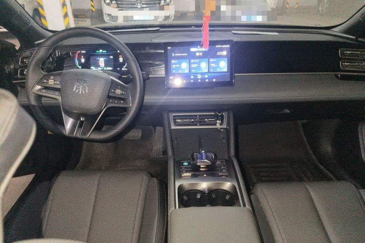 Used BYD Qin L 2024 DM-i 80KM Leading Model Center Console