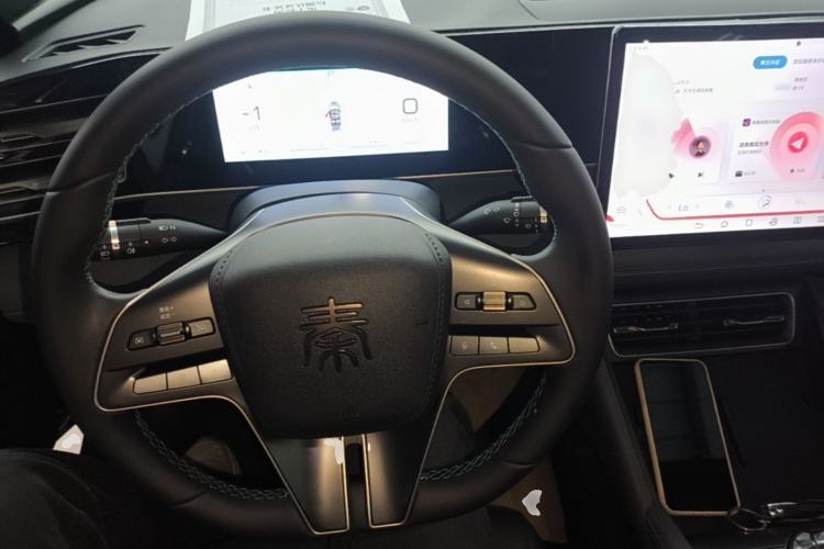 Used BYD Qin L 2024 DM-i 120KM Leading Model Center Console