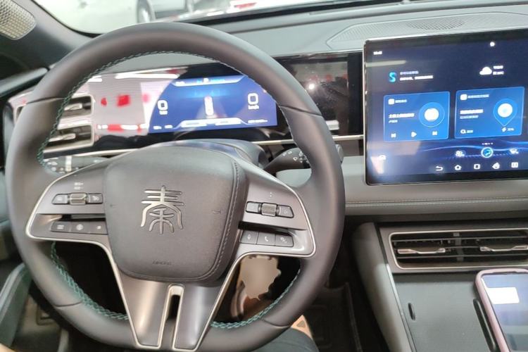 Used BYD Qin L 2024 DM-i 120KM Leading Model Center Console