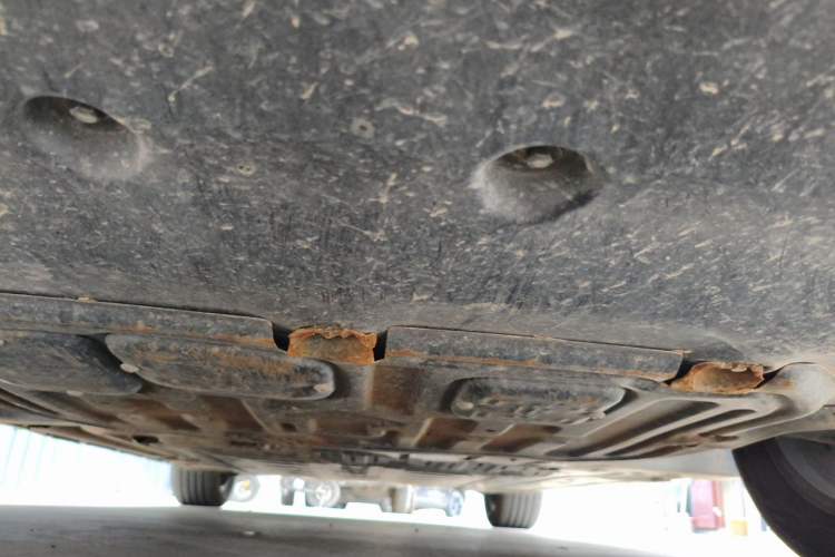 Used BYD Qin L 2024 DM-i 120KM Leading Model Chassis Front