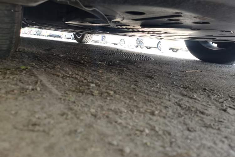 Used BYD Qin L 2024 DM-i 120KM Leading Model Chassis Front Right