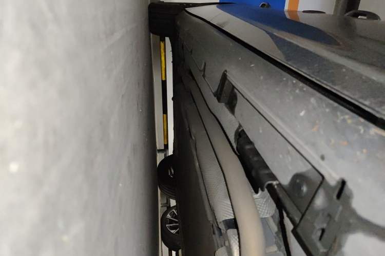 Used BYD Qin L 2024 DM-i 120KM Excellence Model Chassis Front Right