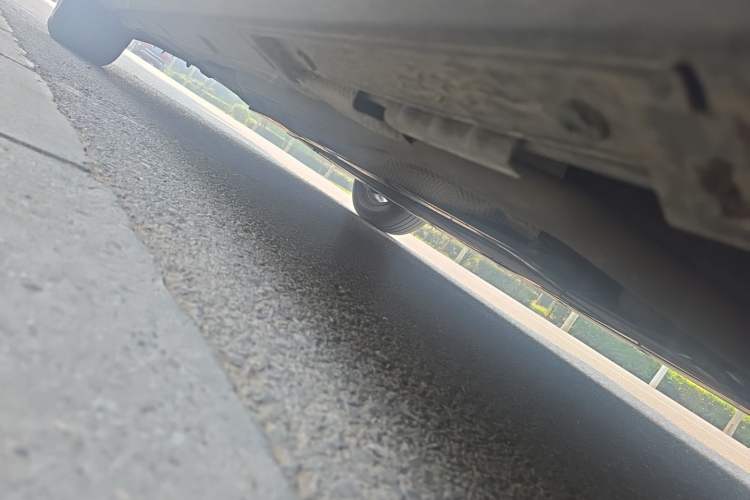 Used BYD Qin L 2024 DM-i 80KM Leading Model Chassis Front Right
