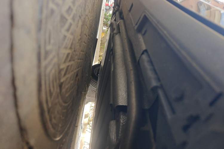 Used BYD Qin L 2024 DM-i 120KM Leading Model Chassis Front Right