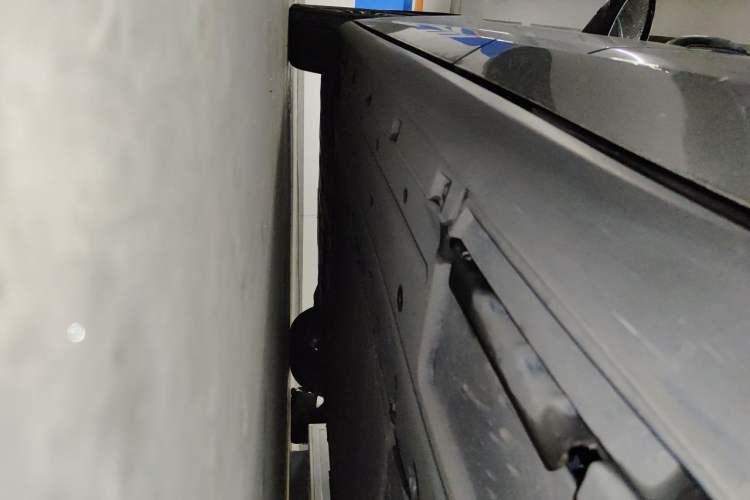 Used BYD Qin L 2024 DM-i 120KM Excellence Model Chassis Rear Left