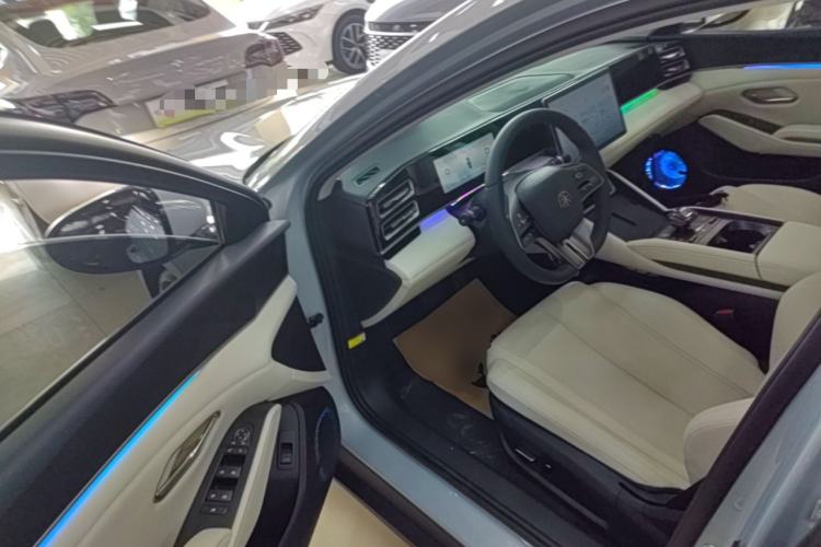 Used BYD Qin L 2024 DM-i 80KM Beyond Model Driver Seat