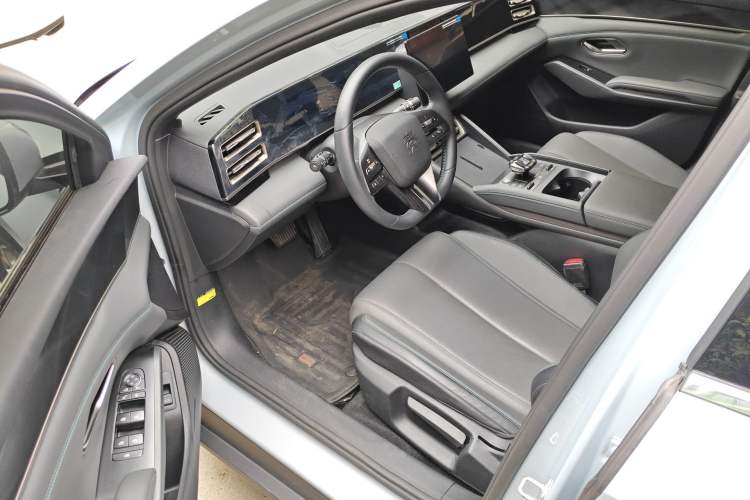 Used BYD Qin L 2024 DM-i 80KM Leading Model Driver Seat
