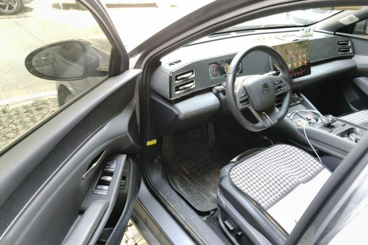 Used BYD Qin L 2024 DM-i 120KM Leading Model Driver Seat