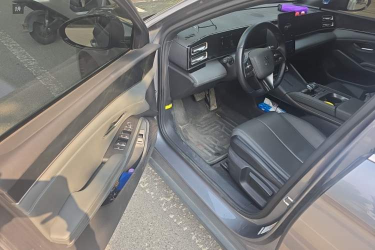 Used BYD Qin L 2024 DM-i 80KM Leading Model Driver Seat