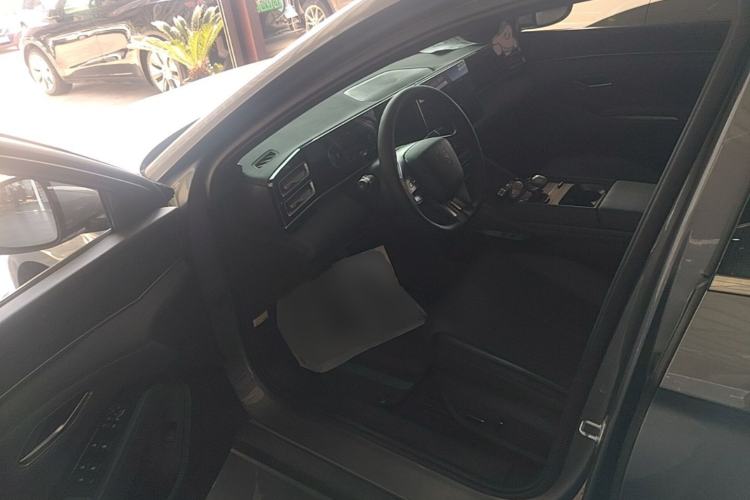 Used BYD Qin L 2024 DM-i 120KM Leading Model Driver Seat