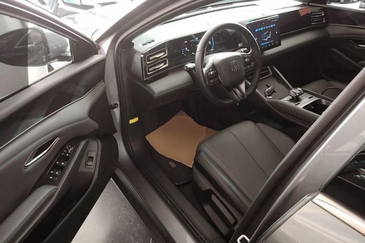 Used BYD Qin L 2024 DM-i 80KM Leading Model Driver Seat