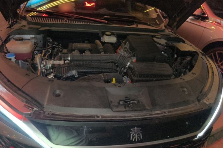 Used BYD Qin L 2024 DM-i 120KM Leading Model Engine Bay