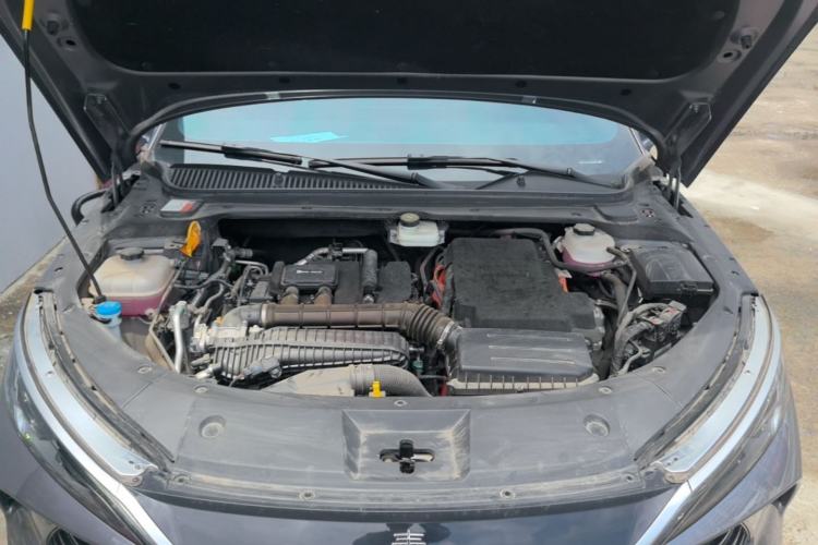 Used BYD Qin L 2024 DM-i 80KM Beyond Model Engine Bay