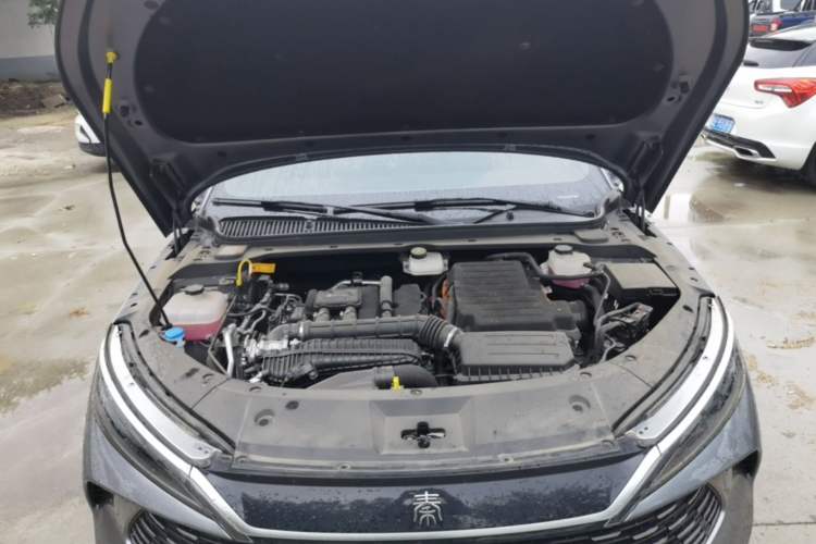 Used BYD Qin L 2024 DM-i 80KM Beyond Model Engine Bay