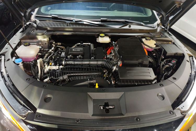 Used BYD Qin L 2024 DM-i 120KM Beyond Model Engine Bay
