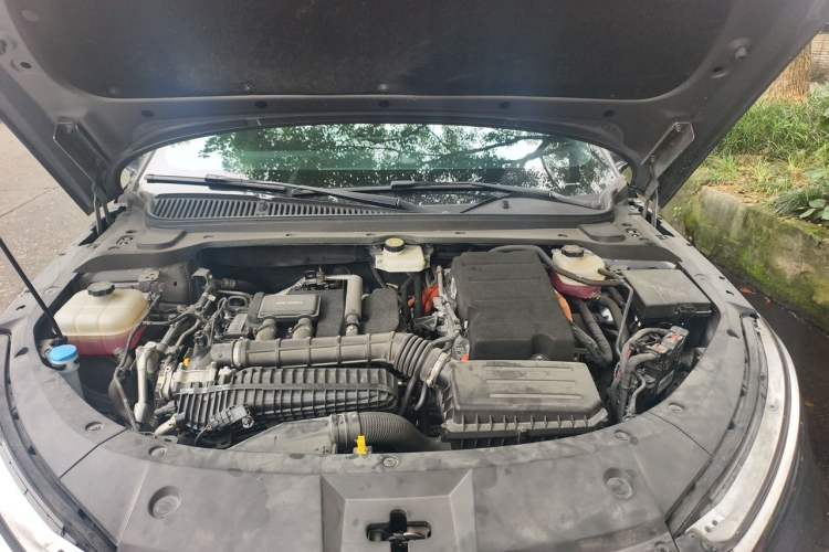 Used BYD Qin L 2024 DM-i 120KM Leading Model Engine Bay