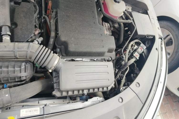 Used BYD Qin L 2024 DM-i 80KM Beyond Model Engine Bay Left