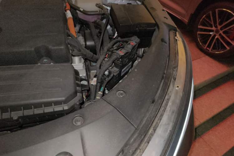 Used BYD Qin L 2024 DM-i 120KM Leading Model Engine Bay Left