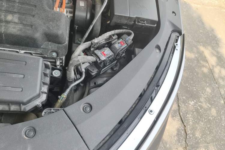 Used BYD Qin L 2024 DM-i 80KM Beyond Model Engine Bay Left