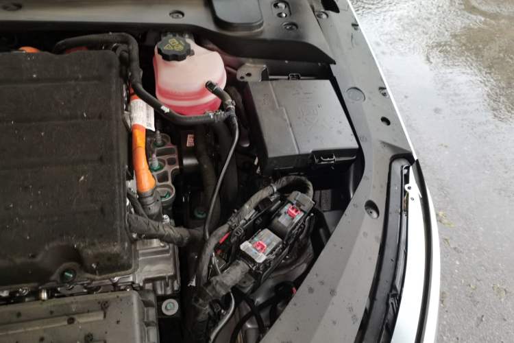 Used BYD Qin L 2024 DM-i 120KM Leading Model Engine Bay Left