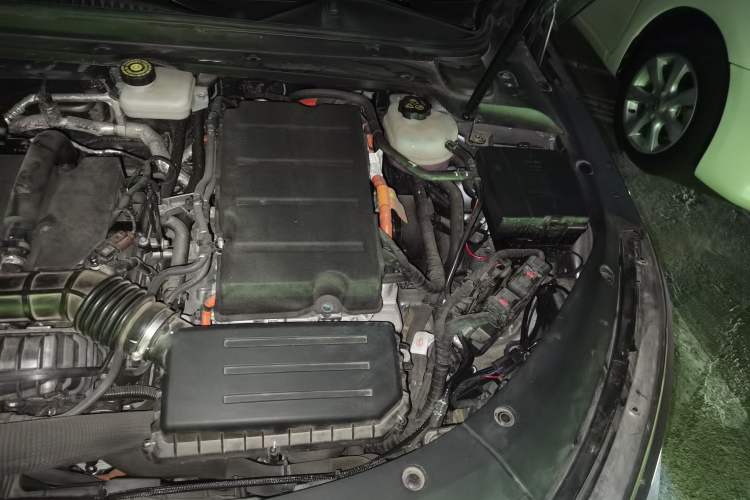 Used BYD Qin L 2024 DM-i 120KM Excellence Model Engine Bay Left