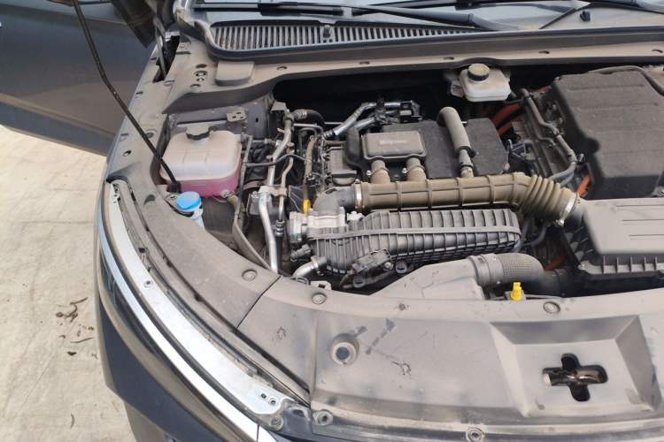 Used BYD Qin L 2024 DM-i 120KM Leading Model Engine Bay Right