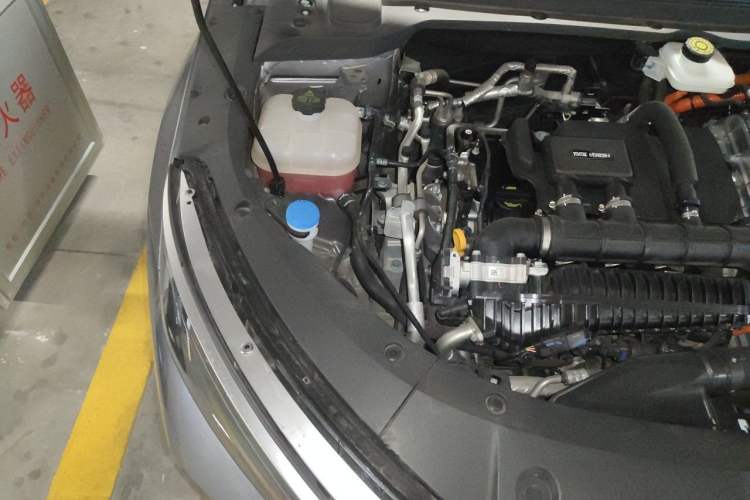 Used BYD Qin L 2024 DM-i 120KM Excellence Model Engine Bay Right