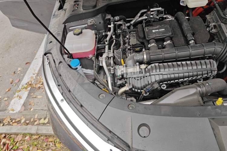 Used BYD Qin L 2024 DM-i 120KM Beyond Model Engine Bay Right