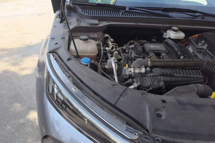 Used BYD Qin L 2024 DM-i 120KM Leading Model Engine Bay Right