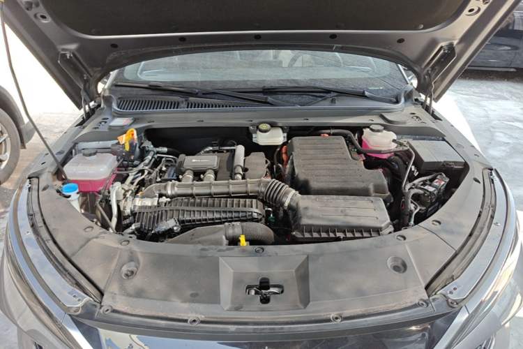 Used BYD Qin L 2024 DM-i 80KM Beyond Model Engine Bay