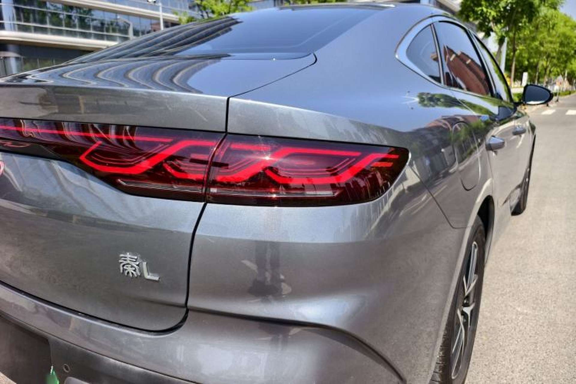Used BYD Qin L 2024 DM-i 80KM Beyond Model Exterior 11