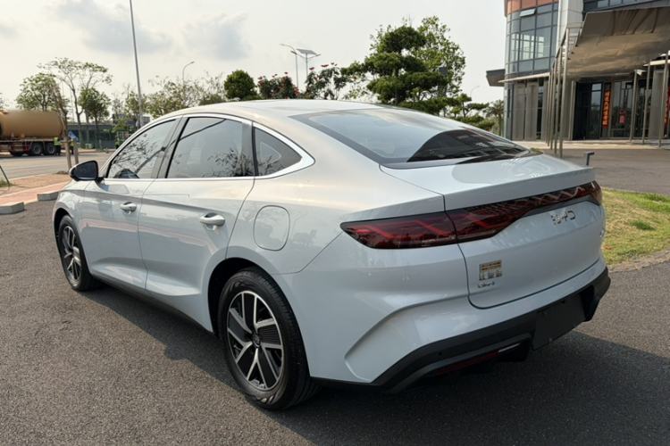 Used BYD Qin L 2024 DM-i 120KM Leading Model Exterior 3