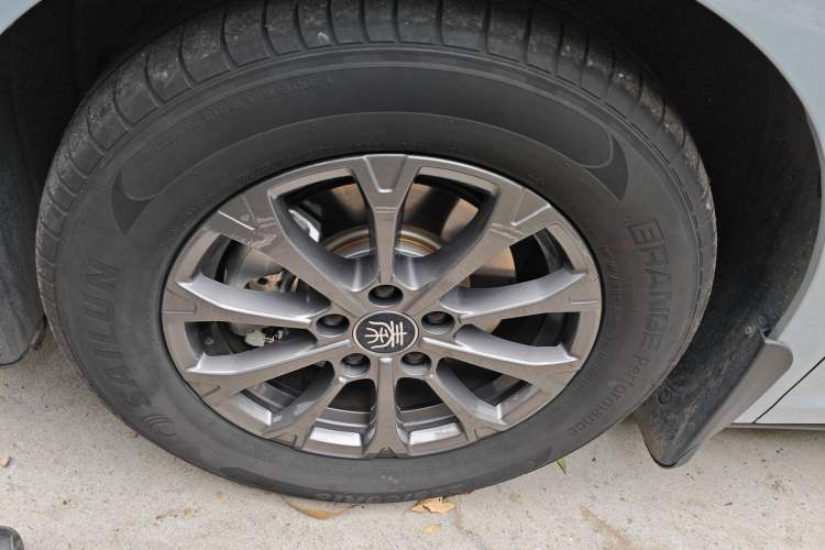 Used BYD Qin L 2024 DM-i 80KM Leading Model Exterior 4