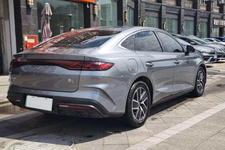 Used BYD Qin L 2024 DM-i 80KM Beyond Model Exterior 4