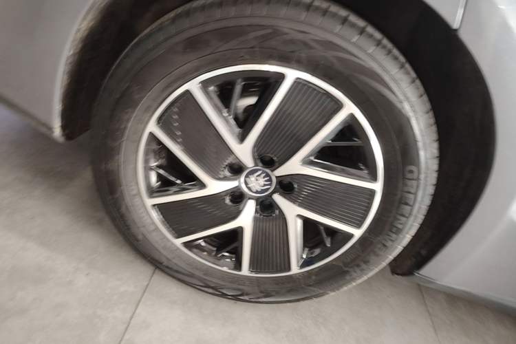 Used BYD Qin L 2024 DM-i 120KM Leading Model Exterior 5