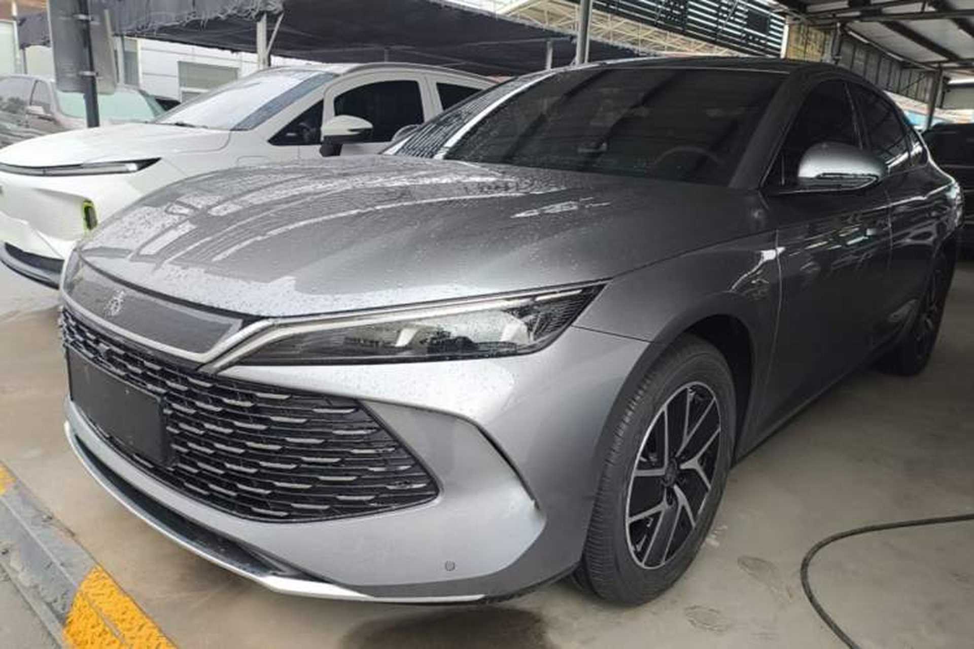 Used BYD Qin L 2024 DM-i 120KM Leading Model Front Left 45 Deg