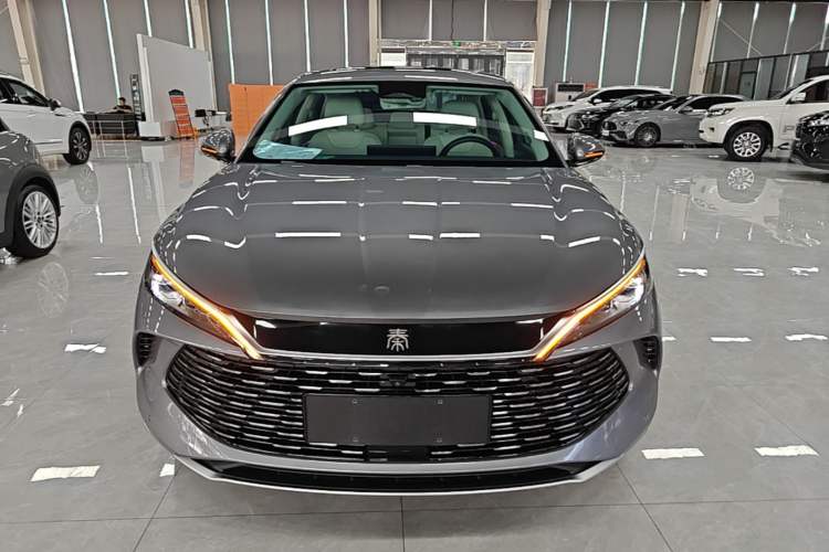 Used BYD Qin L 2024 DM-i 120KM Excellence Model Front