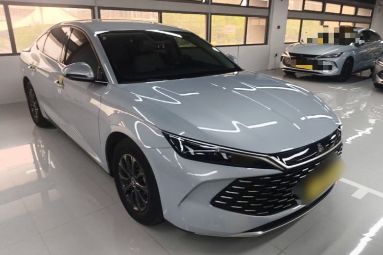 Used BYD Qin L 2024 DM-i 80KM Leading Model Front Right 45 Deg