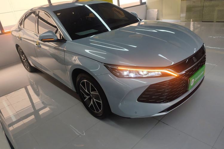 Used BYD Qin L 2024 DM-i 120KM Leading Model Front Right 45 Deg