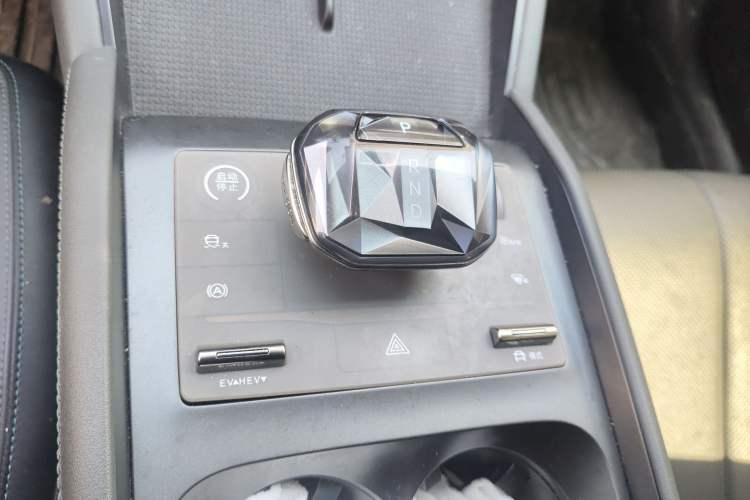 Used BYD Qin L 2024 DM-i 80KM Beyond Model Gear Lever