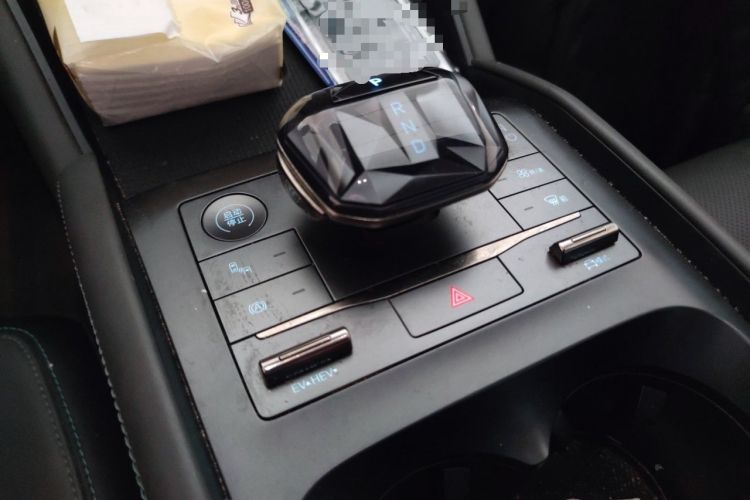 Used BYD Qin L 2024 DM-i 120KM Beyond Model Gear Lever